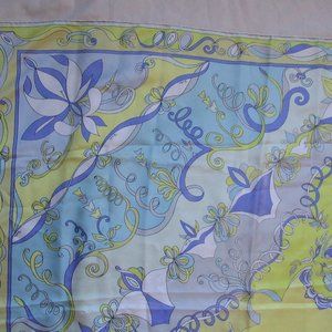 Fuilis Women's Scarf. 100% Silk